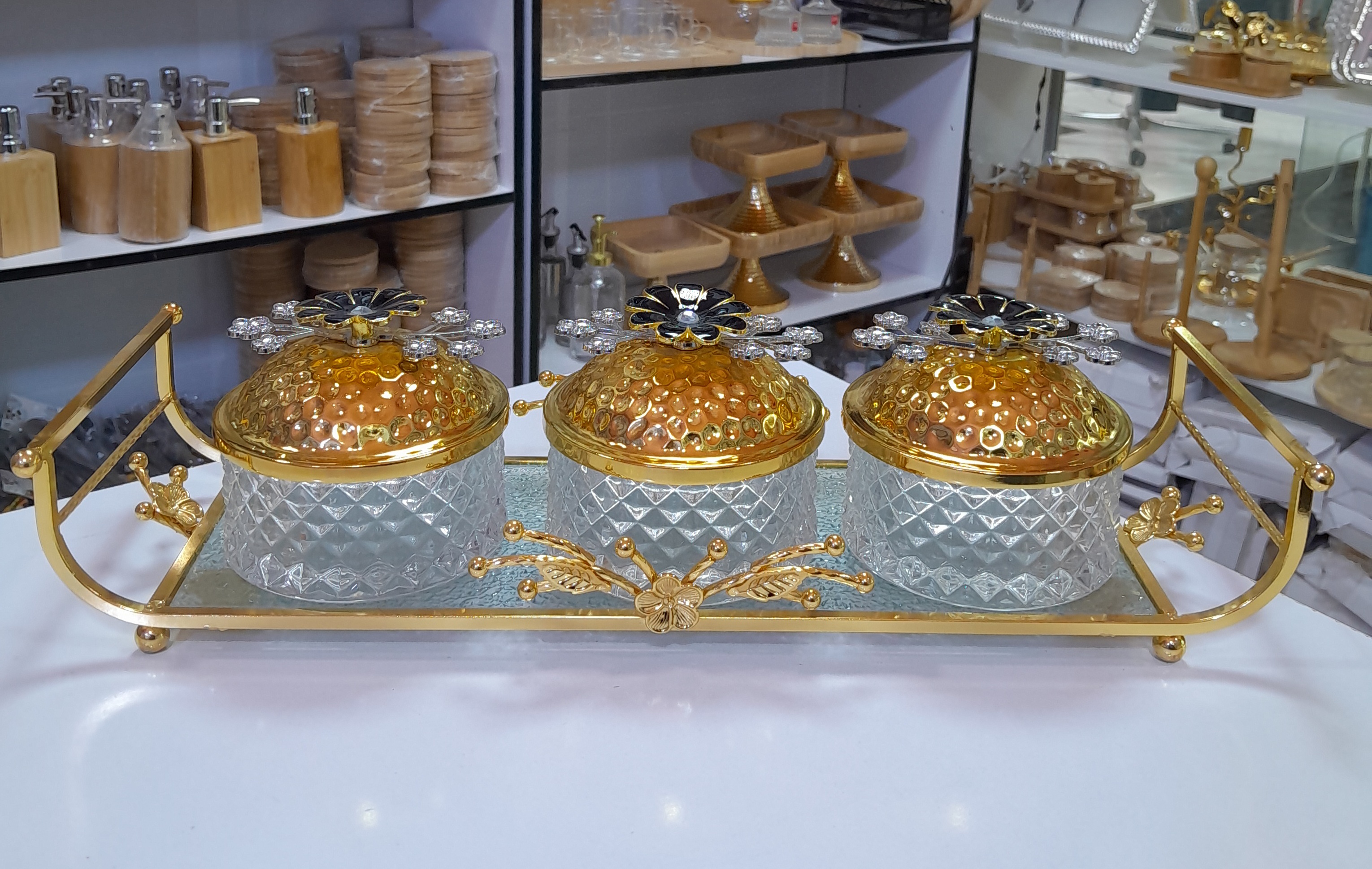 خرید اردو خوری دربدار طلایی اماراتی